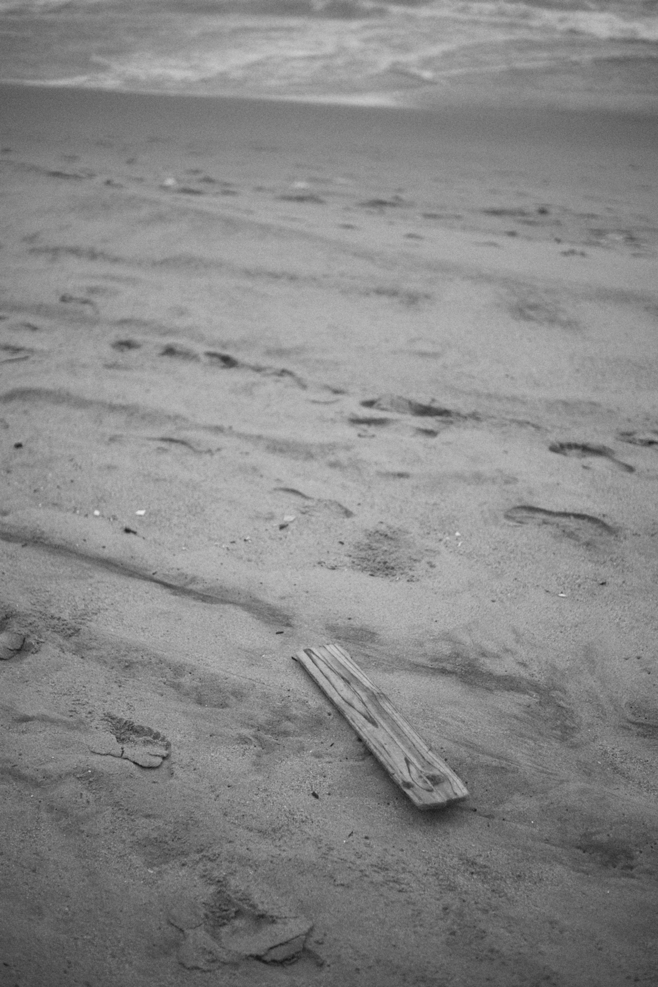 2022-09-18 - Durban -  Plank on beach.j