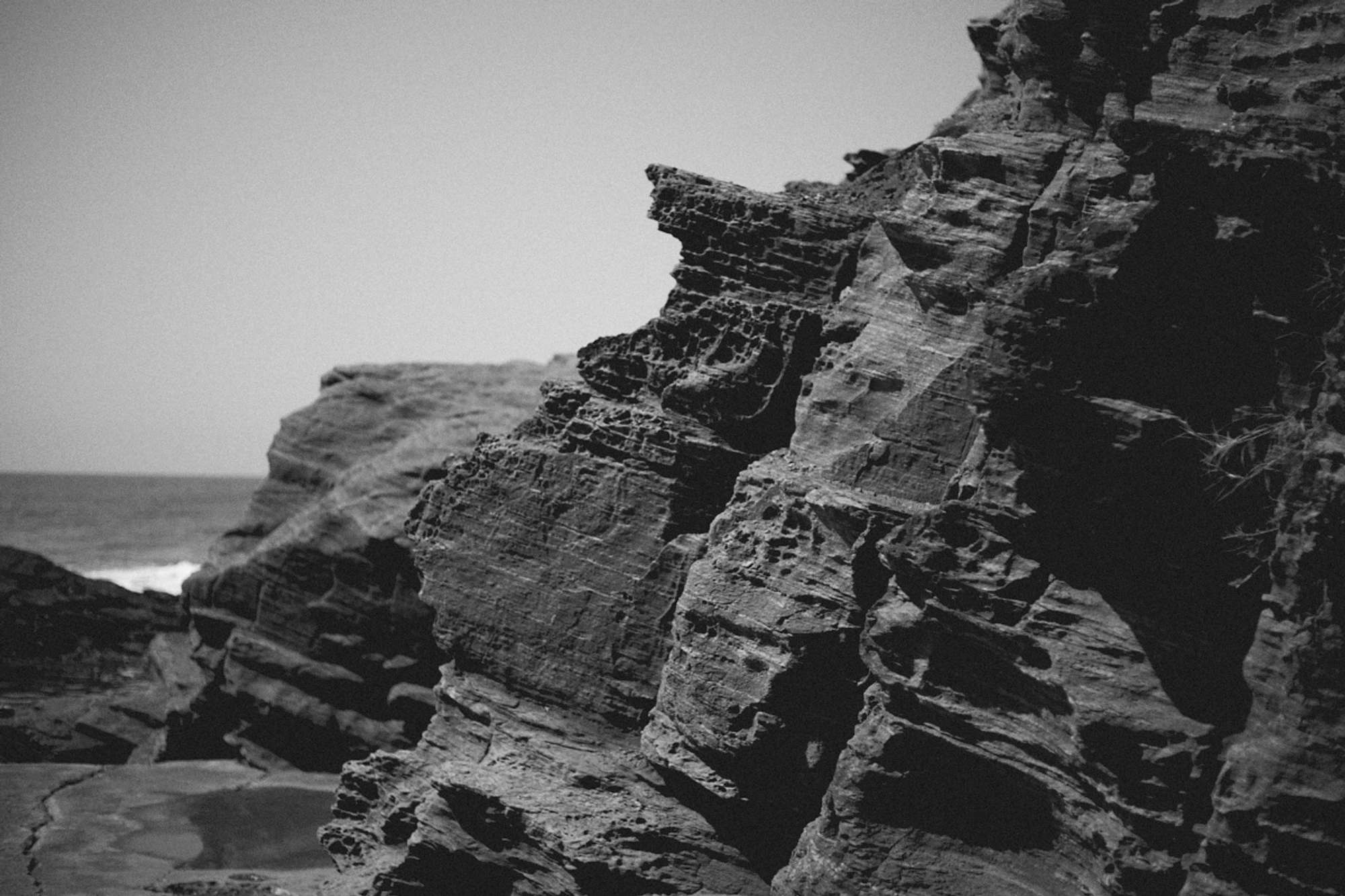 2022-09-22 - Durban - Side of mountains.j