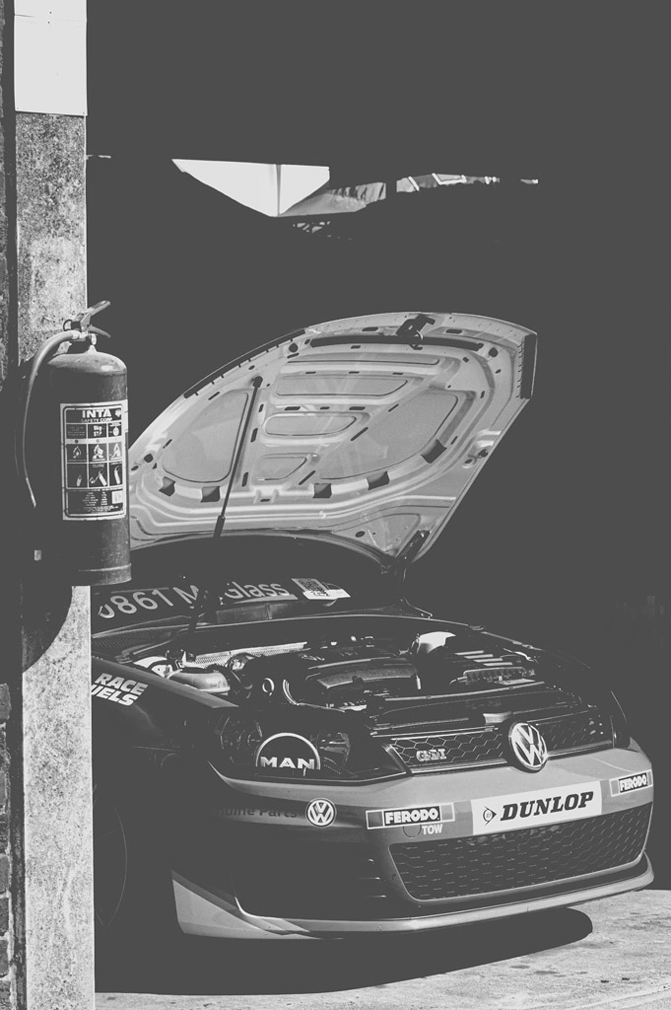 2019-07-27 - Zwartkops Raceway - Car with bonnet open in garage.j