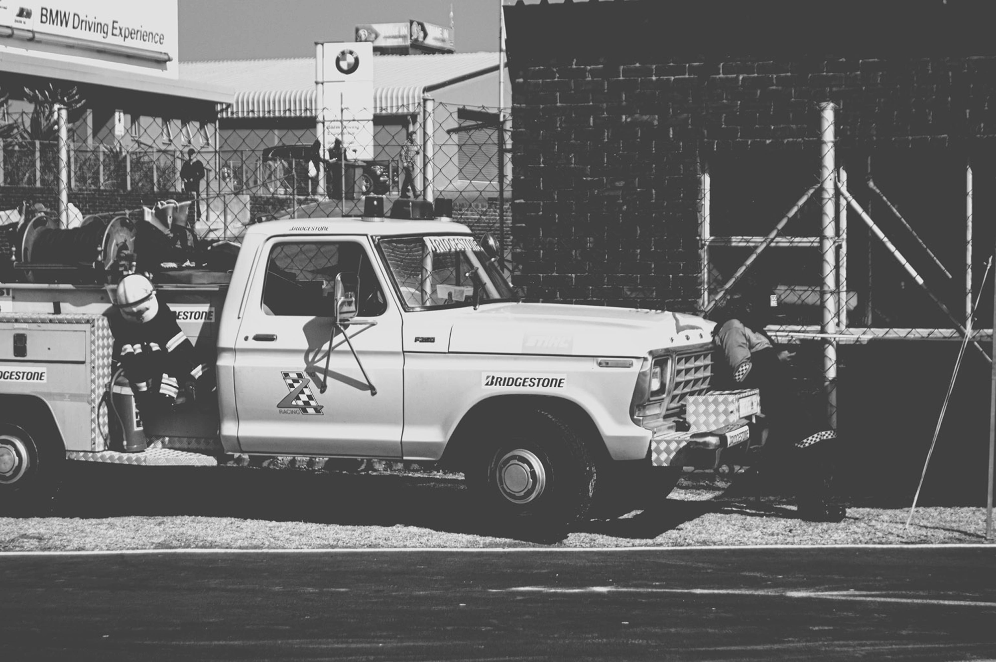 2019-07-27 - Zwartkops Raceway - Tow truck.j